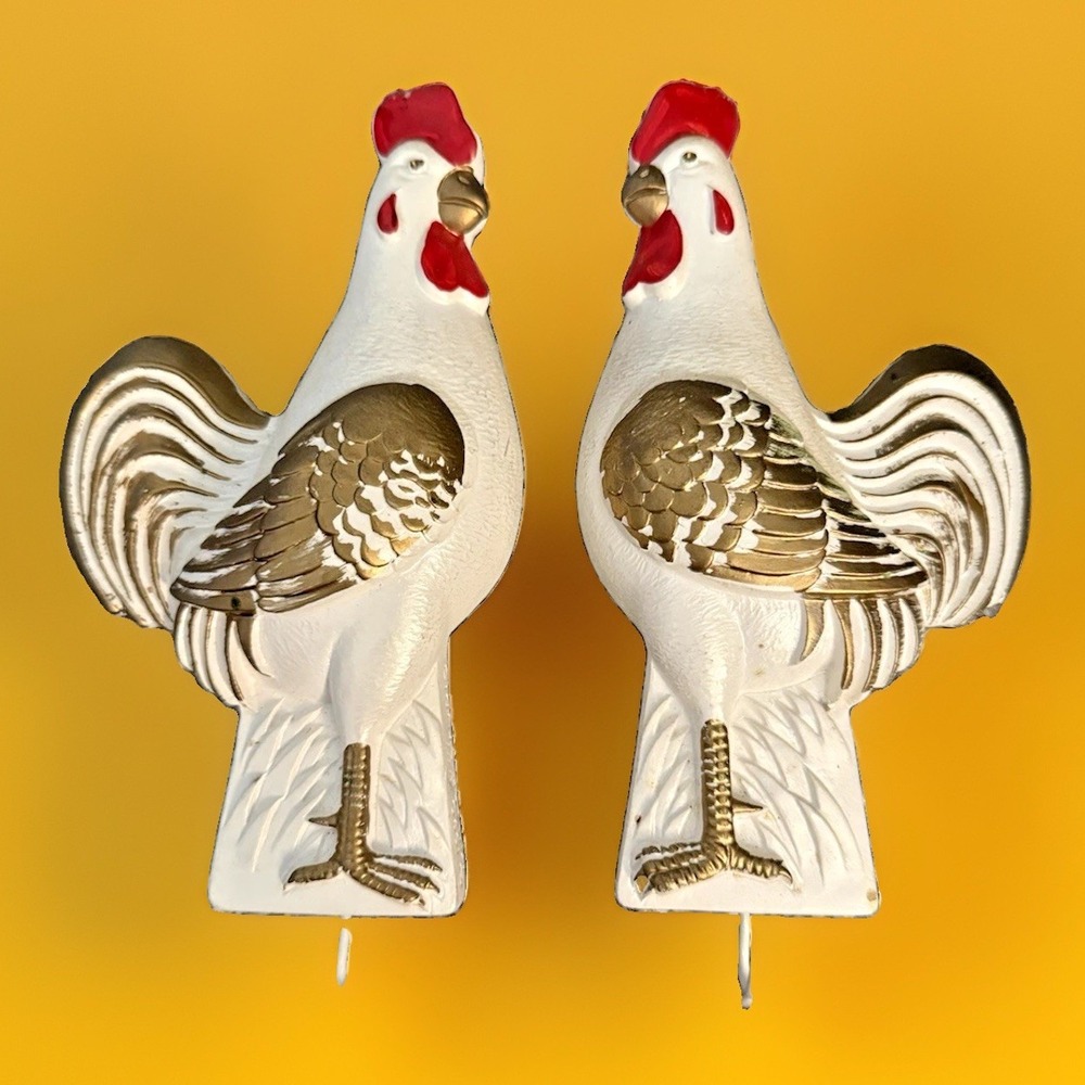 Vintage Miller Studio Chalkware Rooster Wall Plaques Farmhouse Towel Apron Hooks